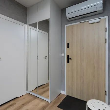 Park Krowoderski Comfort Apartment Krakow Exterior photo